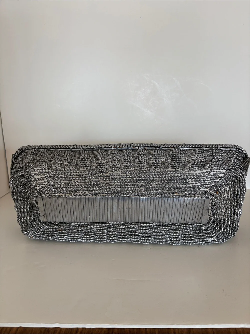 Vintage Gothic weave metal wire rectangular basket with handles